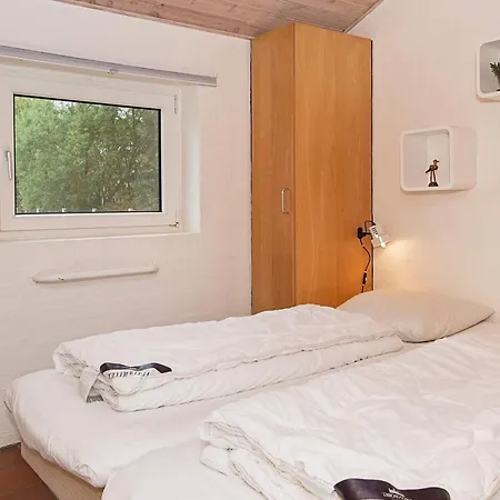 Holiday home 4 Person Holiday Home In Bl Vand *