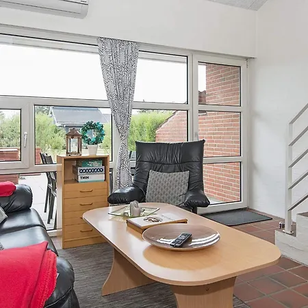 Holiday home 4 Person Holiday Home In Bl Vand