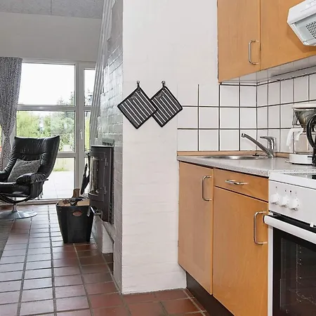 4 Person Holiday Home In Bl Vand Holiday home *