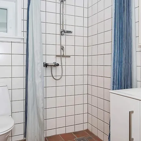 Holiday home 4 Person Holiday Home In Bl Vand *