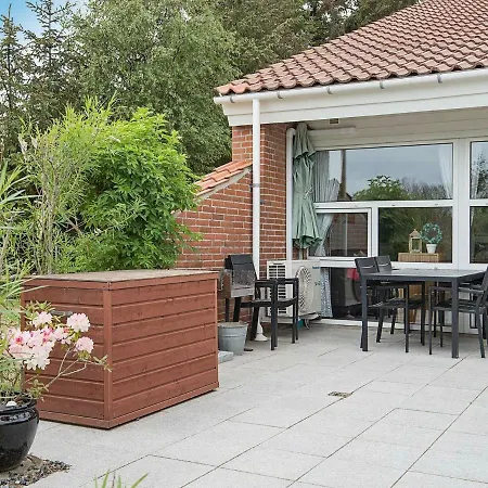 4 Person Holiday Home In Bl Vand Holiday home Blavand