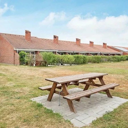 Holiday home 4 Person Holiday Home In Bl Vand *