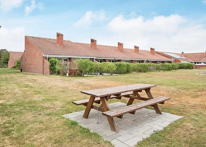 Cozy Retreat In - By Traum